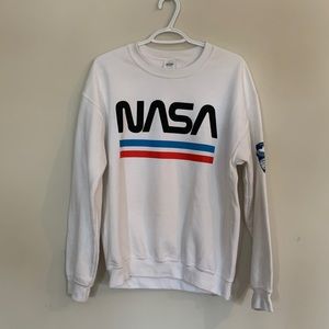 Gildan NASA crew neck